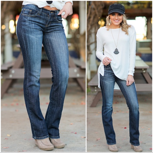 ✨LAST ONE✨Dark Denim Bootcut Jeans - Picture 3 of 5